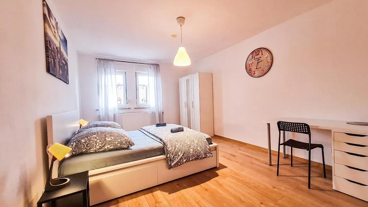 Apartment Stylische Wohnung In Stadtzentrum Fuerth Germany